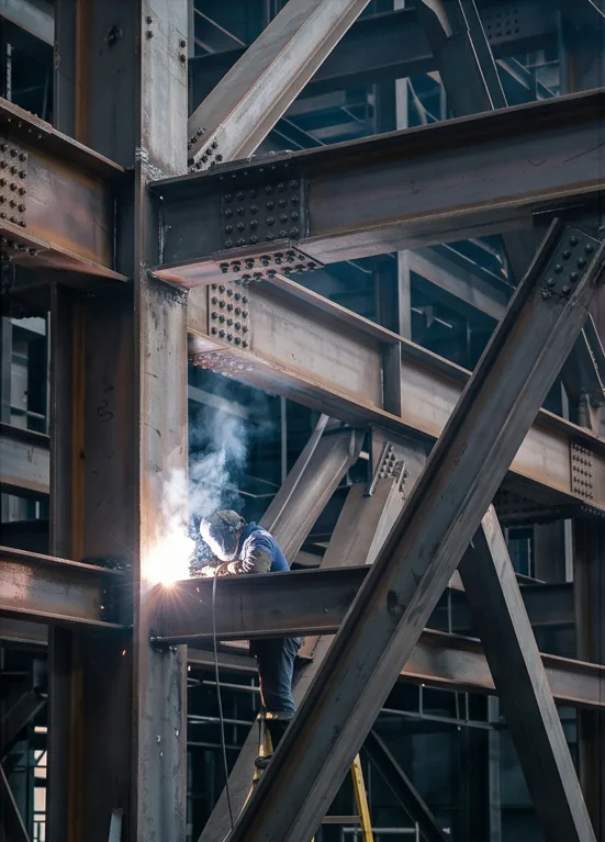 Steel structure welding on site
